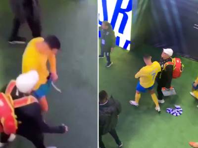  Kristijano Ronaldo dresom obrisao genitalije  