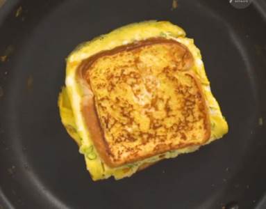  Recept za omlet sendvič sa sirom 