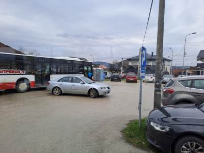  Okretište na Paprikovcu pravi probleme autobusima 