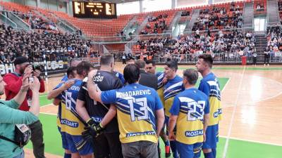  Humanitarna utakmica navijača i legendi bh. fudbala u Zenici 
