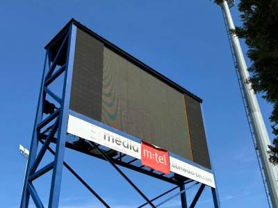  Gradski stadion u Bijeljini dobio novi semafor 