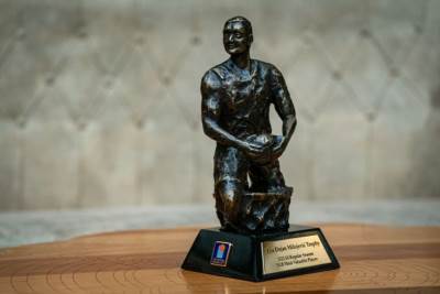  Izgled trofeja Dejan Milojević 