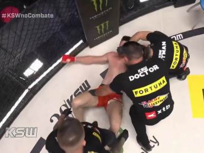  Bivši golman Čelsija nokautiran u MMA 