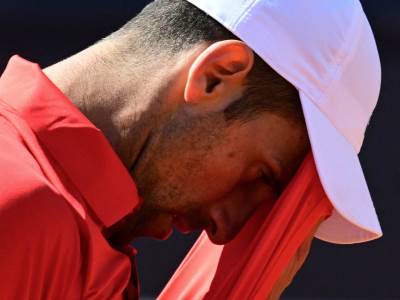  italijani napali novaka djokovica jer nije vrijedjao nenada zimonjica 