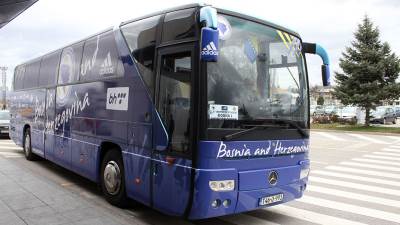  "Zmajevi" u epizodi: Ko to tamo pjeva? 