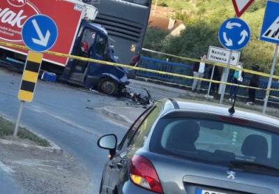 Vozač kamiona poginuo u sudaru sa autobusom iz Mađarske 