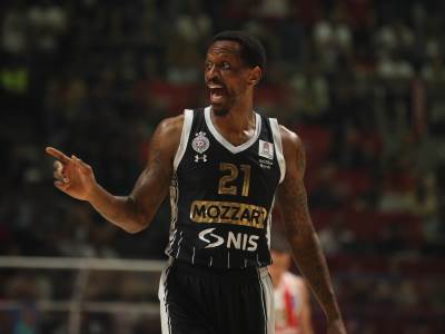  dzejms naneli udario pesnicom u glavu stefana lazarevica u areni 