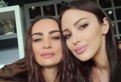  Aleksandra Prijović sa majkom 