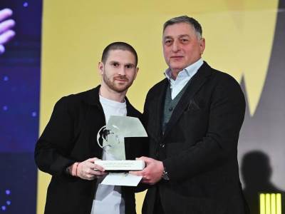  crvena zvezda i partizan se bore za fudbalera giorgi arabidze 