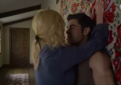  Nikol Kidman i Zak Efron u filmu a family affair 