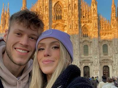  odbojkasica tejlor agost zena kosarkasa zvezde majka dauma fotografije 