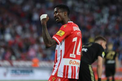  Piter Olajinka napustio Crvenu zvezdu 