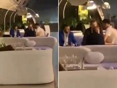  Filip Petrušev snimljem sa predsjednikom Upravnog odbora Crvene zvezde 