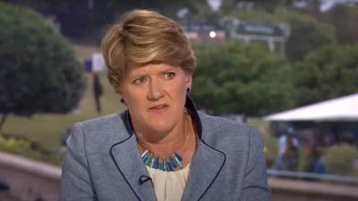  Novinarku Kler Bolding pogodila teniska loptica u glavu 