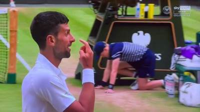  Novak Đoković pitao publiku da li plače 