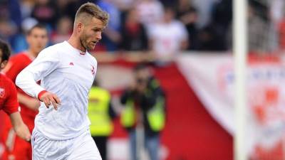  Jedan Radnički se spasava, drugi... 