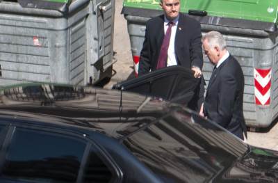  Kod koga se šiša predsednik Srbije?  