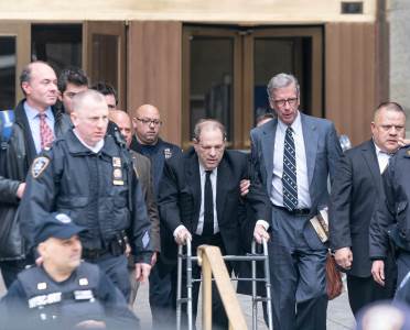  Harvi Vajnstin traži naplatu dugova 