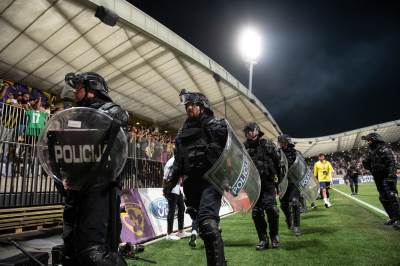  Derbi Maribor Olimpija prekinut zbog nereda 