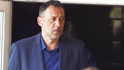  Vlade Divac uvijek u Zagrebu na grobu Dražena Petrovića 