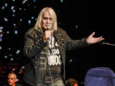  Uz koju pesmu će biti sahranjen Bora Čorba? 