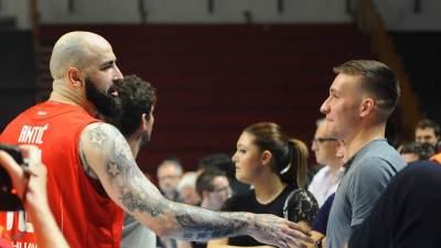  pero antic nagovara bogdana bogdanovica da dodje u crvenu zvezdu 