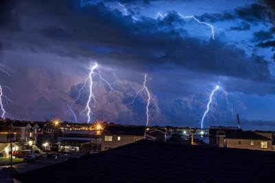  Upozorenje stručnjaka: Nakon razornih uragana, stiže solarna oluja 