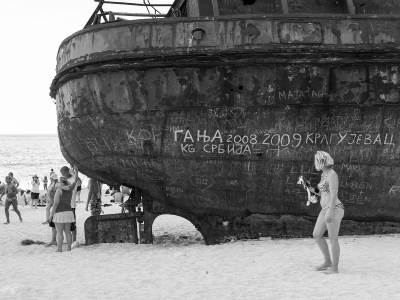  Grčka obnavlja olupinu broda na plaži Navajo na Zakintosu 