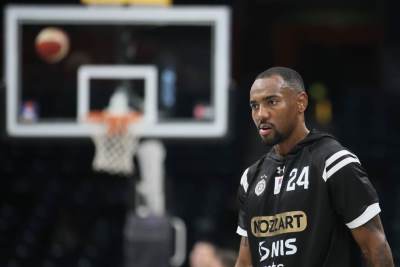  ajzea majk dobio poziv kanade za americki kup  