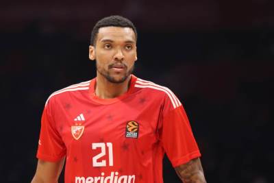  dzoel bolomboj u avionu za milano 