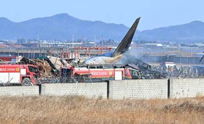  Dva člana posade preživjela avionsku nesreću u Južnoj Koreji 