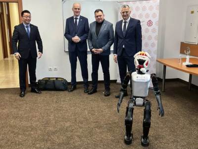  Predstavljen humanizovani robot 