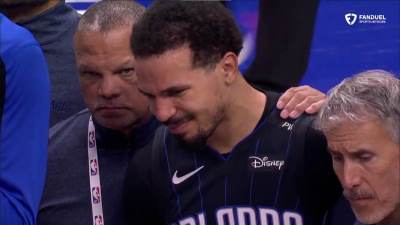  Kol Entoni povrijedio Džejdena Ajvija kojem je pao na nogu 