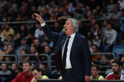  KK Barselona želi Svetislava Pešića 