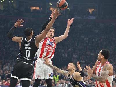 Nemanja Nedović 