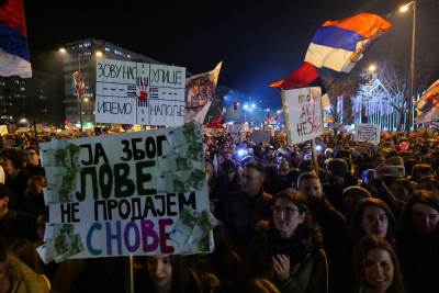  Studenti uz muziku i kolo nastavili blokadu Mosta slobode 