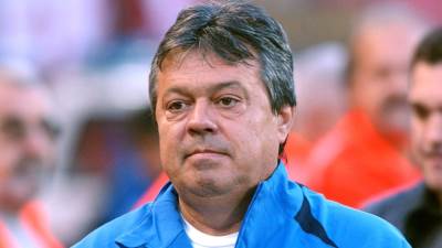  Nisu svi u Zvezdi za Kosanovića 