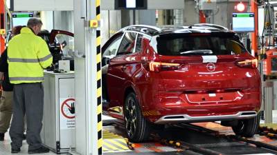  Sa tržišta Srbije povlači se Opel model Grandland 