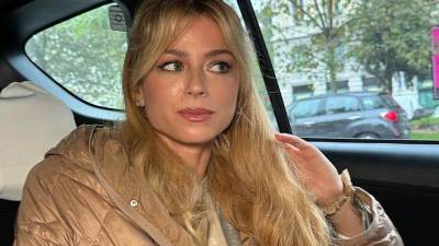  Kamila Đorđi u Argentini radi kao reporterka 