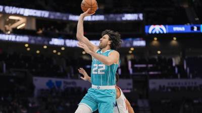  vasilije micic u hapoel tel avivu 