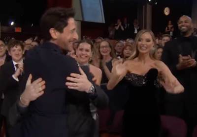  ejdrijen brodi u vezi s bivšom ženom harvija vajnstina 