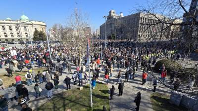  Studenti blokirali saobraćaj ispred Skupštine Srbije 