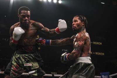  Bokser izgubio meč zbog frizure 