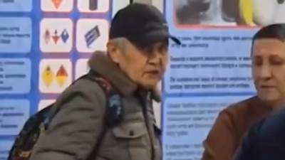  Bivši bokser (52) postao heroj: Spasio djevojci život na aerodromu dok joj je muškarac prijetio nožem 