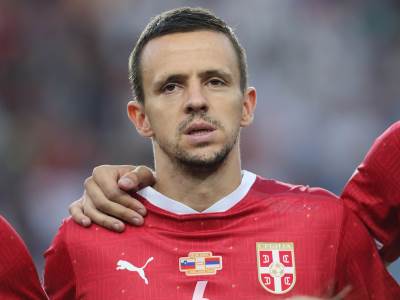  nemanja maksimovic zvanicno u sabab al ahliju 