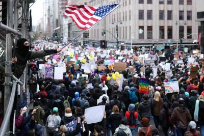  Protesti u Americi protiv Trampa 