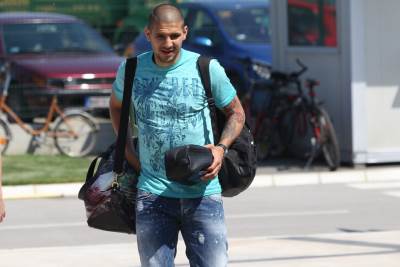  Aleksandar Mitrović (20) postaće prvi Srbin koji će nositi crno-beli dres engleskog Njukasla 