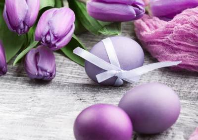  Farbanje jaja vinom i šećerom 