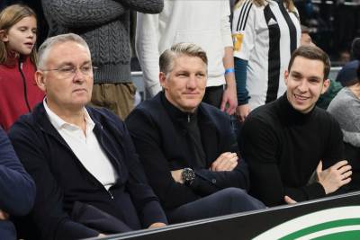  Bastijan Švajnštajger otputovao u Vijetnam 