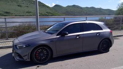  Oduzet mercedes u Crnoj Gori 